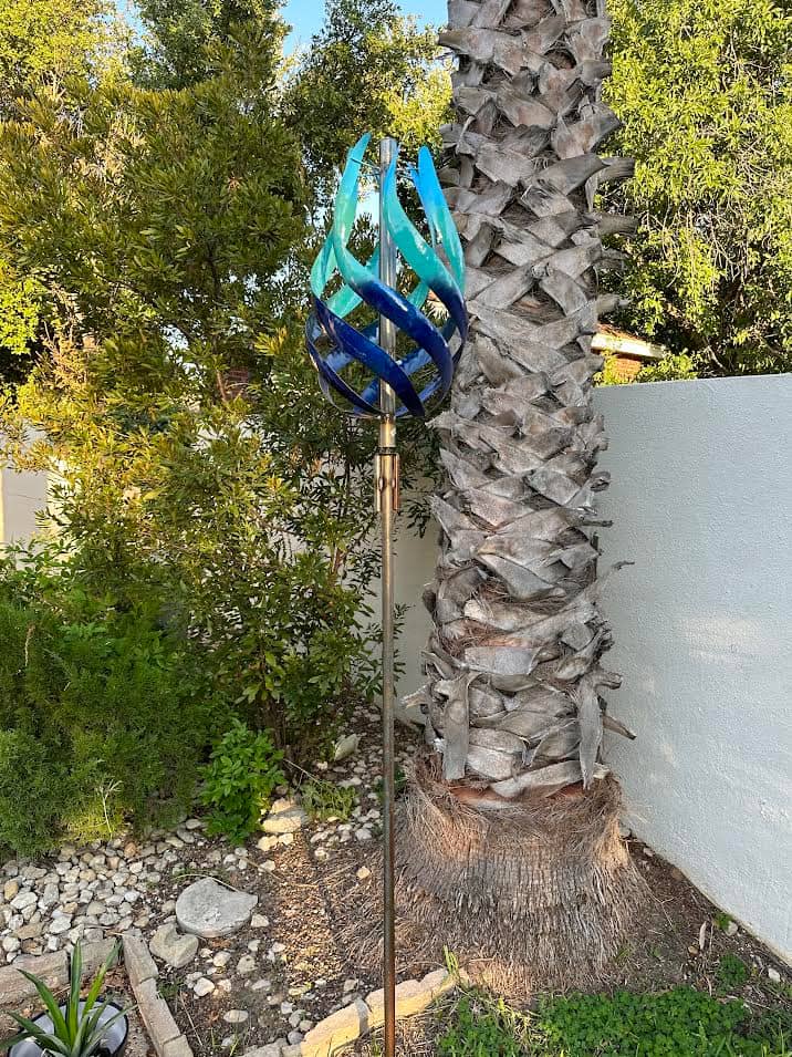 28-064 - Blue Flame Spinner
