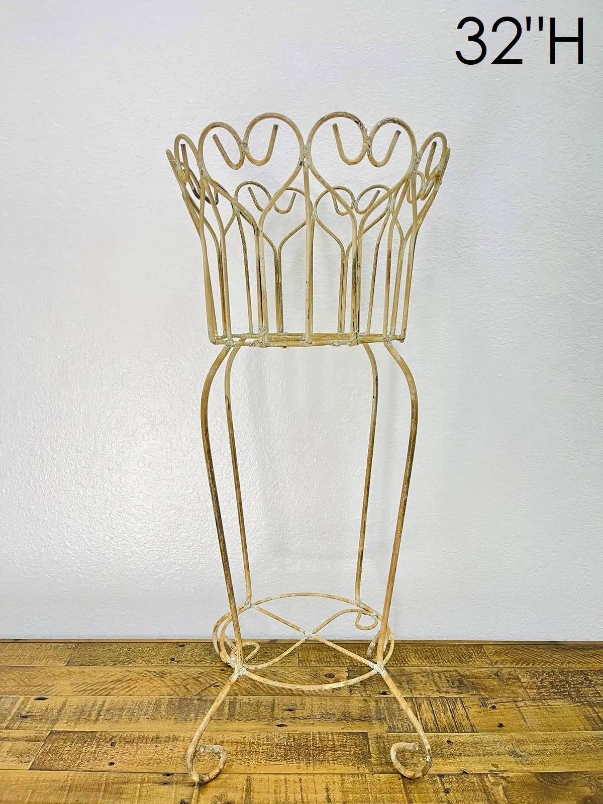 19-171 - Antique White Bristol Planter