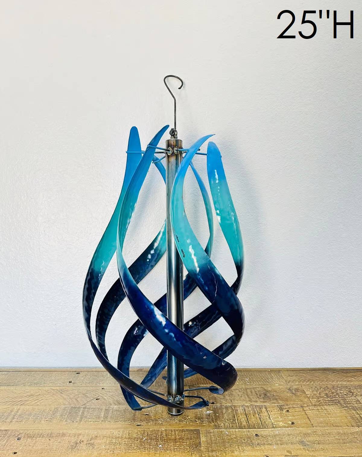 28-065 - Blue Flame Hanging Spinner