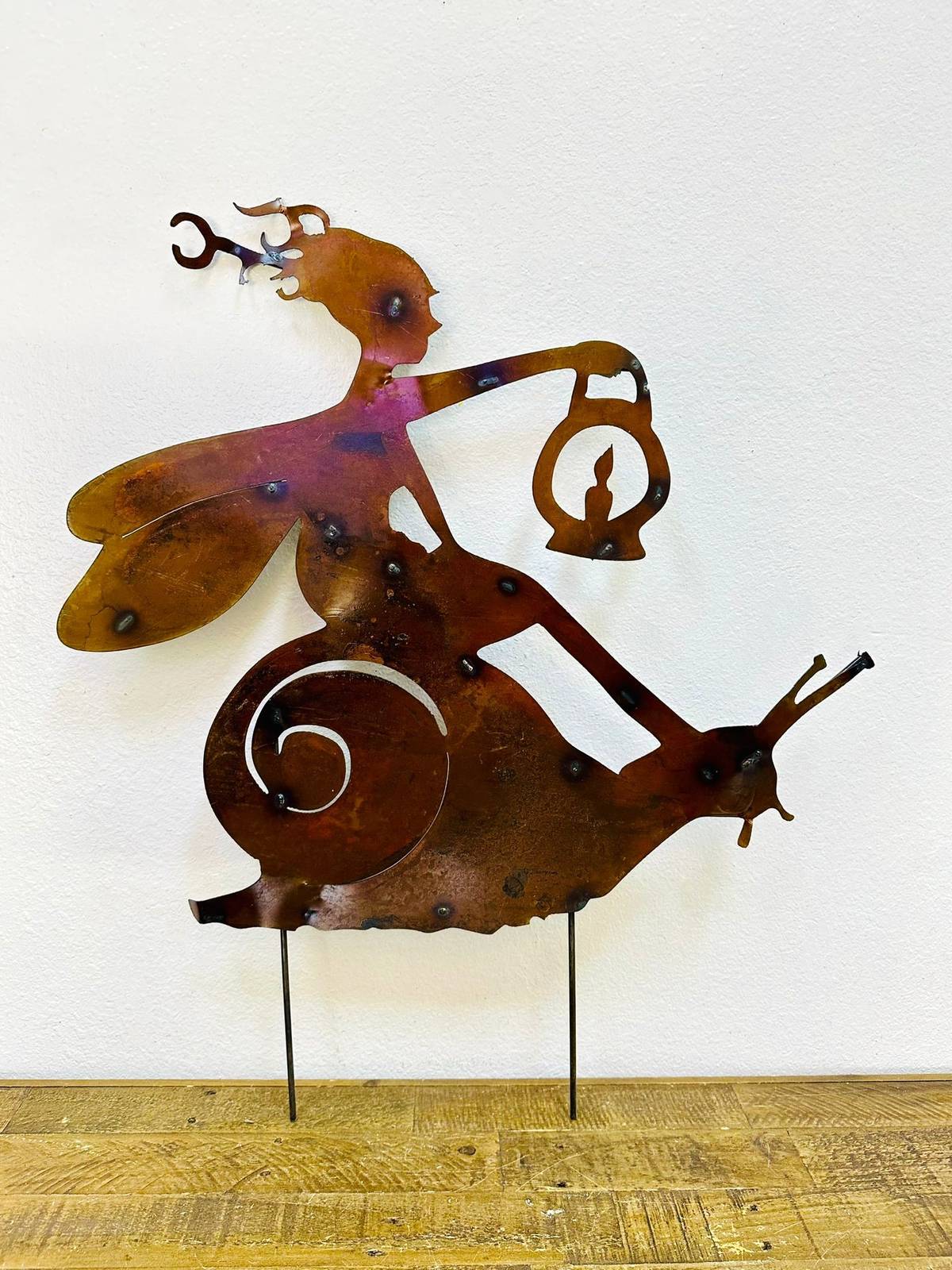 30-857 - Rustic Fairy & Snail Stake