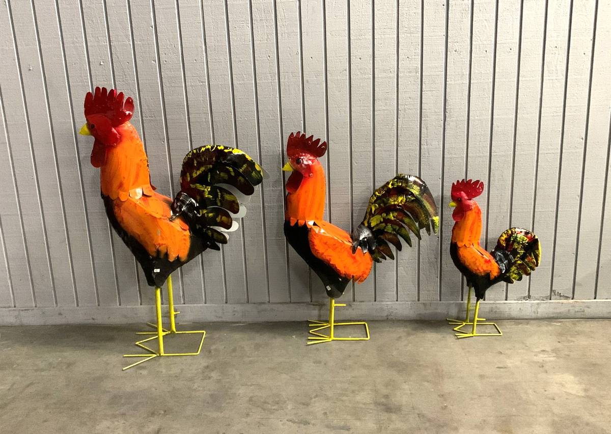 34-025 - 39" Red Rooster