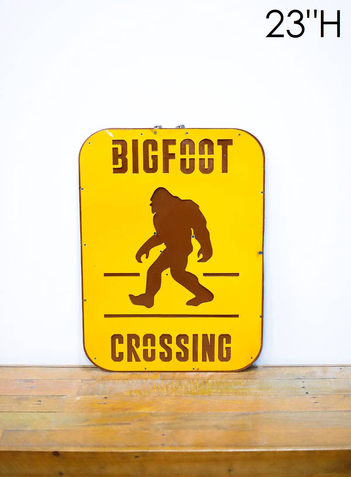 36-269 - Bigfoot Crossing Screen