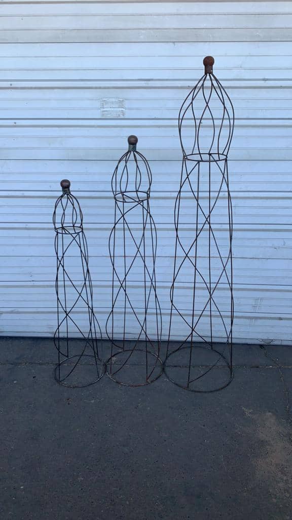 22-060 - Large Spiral Topiary with Ball 3 PC