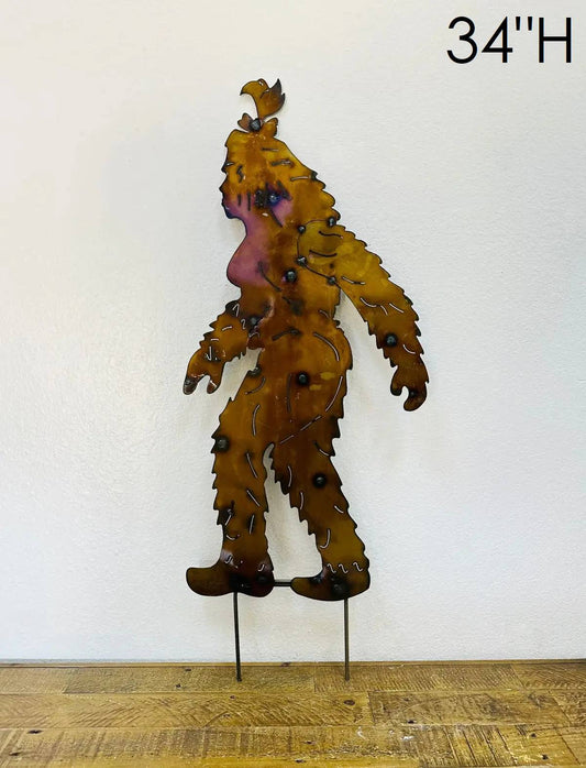 30-823 - 3' Lady Bigfoot Silhouette