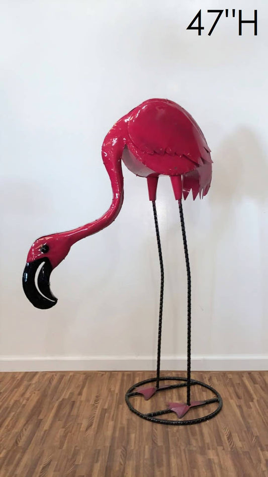 34-106 - Eating Flamingo