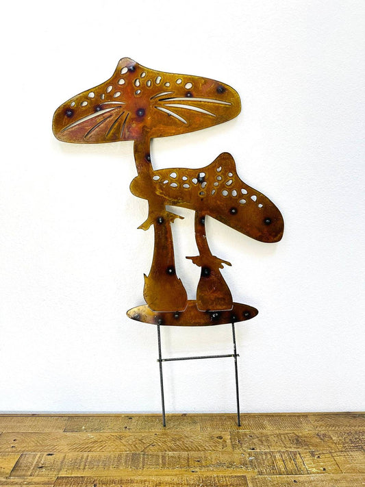 30-841 - Double Mushroom Stake